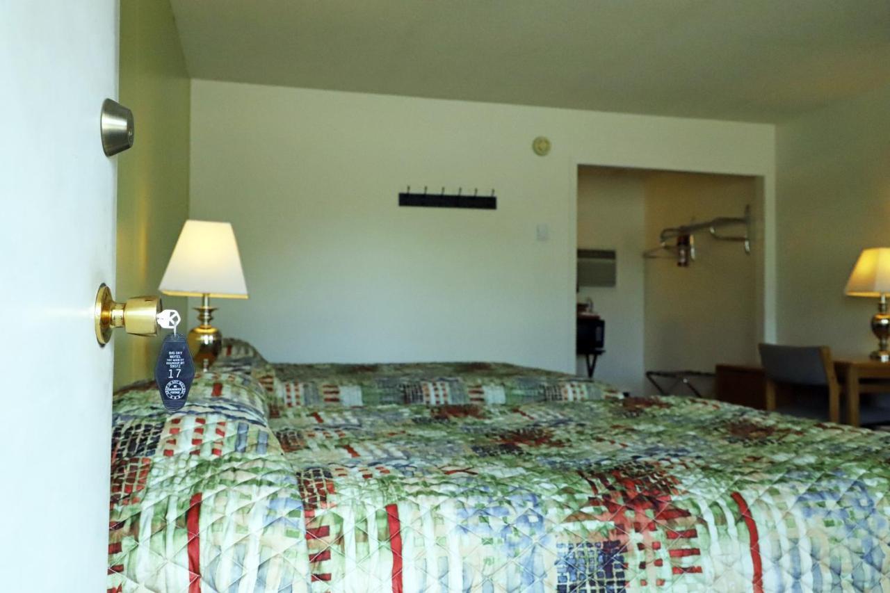 Big Sky Motel Roundup Esterno foto